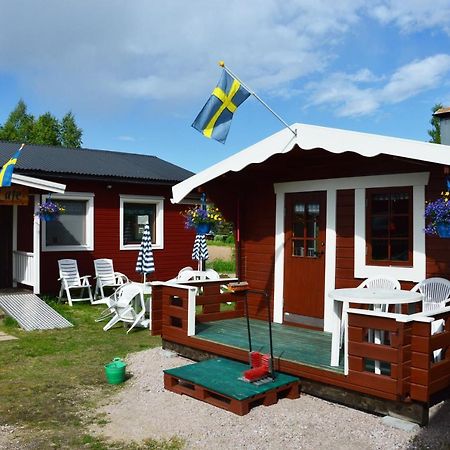 Stuga vid Hedenäsets stencafé Esterno foto